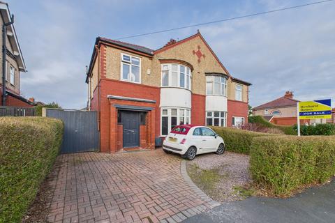 16 Meadway, Penwortham, Preston, PR1 0JL