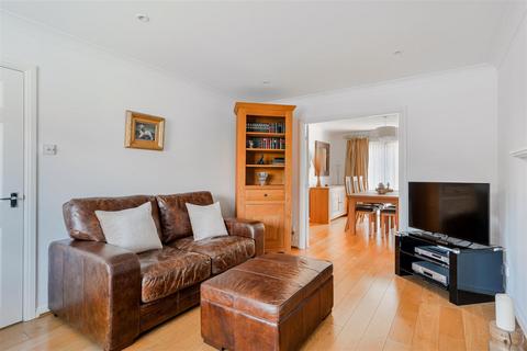 1 Cavell Way, Epsom, KT19 7DG