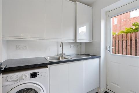 1 Cavell Way, Epsom, KT19 7DG
