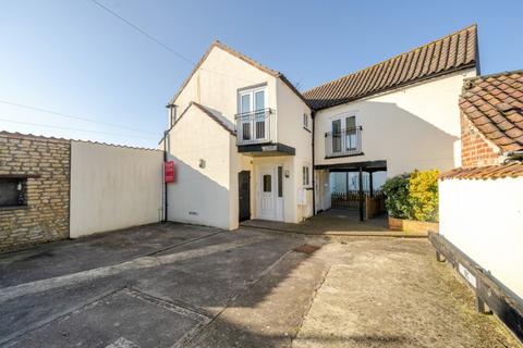 2 bedroom end of terrace house for sale, High Street, Metheringham, Lincoln, Lincolnshire, LN4