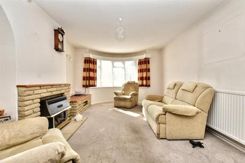 3 bedroom semi-detached house for sale, Hailsham Road, Polegate