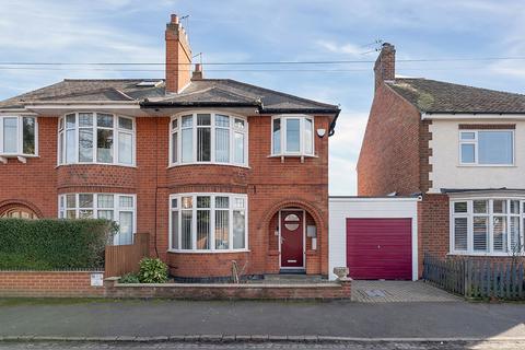 3 bedroom semi-detached house for sale, Mayfield Drive, Loughborough LE11