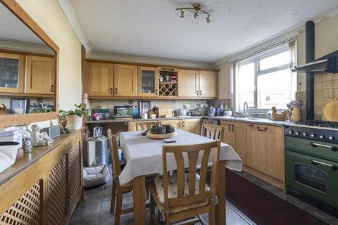3 bedroom end of terrace house for sale, Mayfield Road, Yeovil