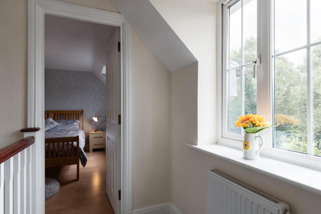 Second floor landing-1.jpg