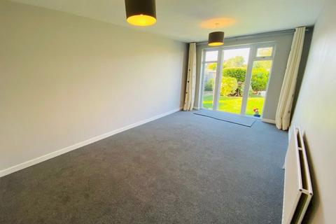 1 bedroom bungalow to rent, Gainsborough Drive