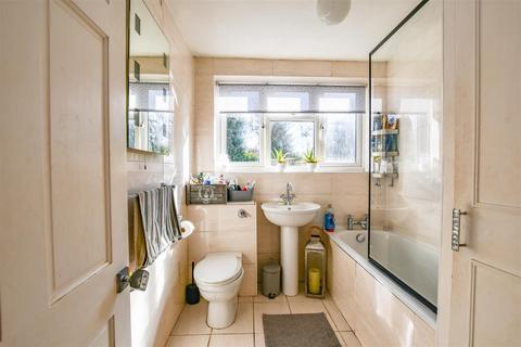 3, Old Cottages Bell Lane, London Colney, St Albans, AL2 1DF