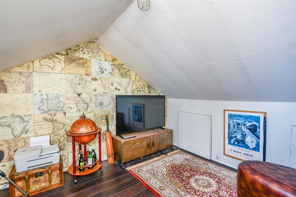 Loft 1.2.jpg