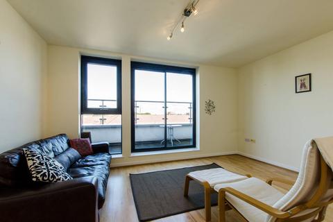 2 bedroom flat to rent, Park View Court, Bow, London, E3