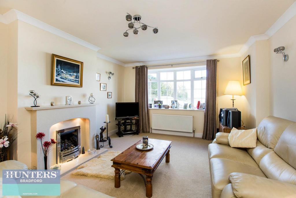 11 thorn drive 006.jpg