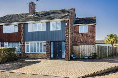 25 Cowley Close, Cheltenham, GL51 6NP