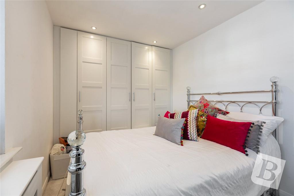 Mawster Bedroom