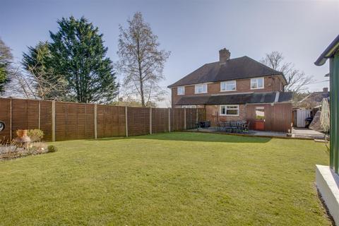 3 bedroom semi-detached house for sale, Jubilee Road, High Wycombe HP13