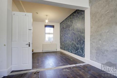 11 Victoria Road, Walthamstow, London, E17 4JT
