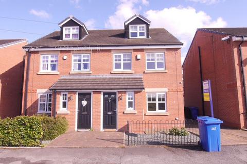 4 bedroom townhouse to rent, Bell Lane, Orrell