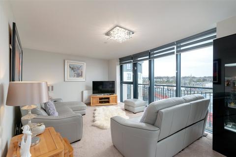 3 bedroom apartment for sale, Newhaven Place, Edinburgh, Midlothian