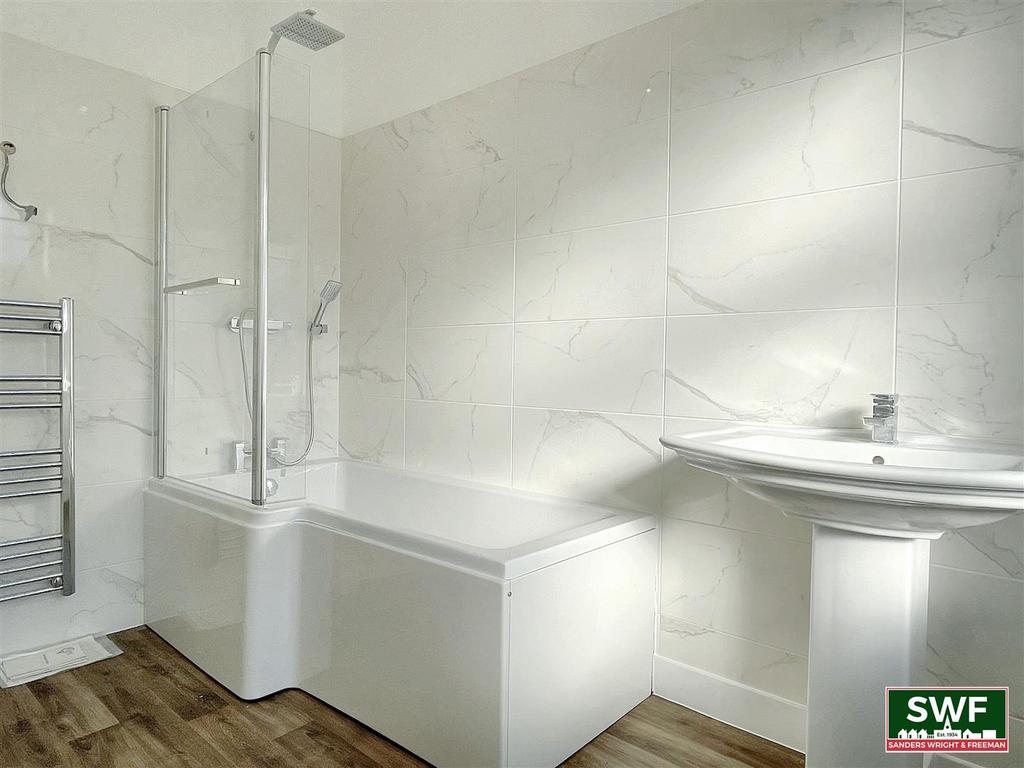 Family bathroom