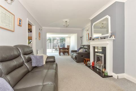 3 bedroom semi-detached house for sale, Karen Close, Wickford SS12