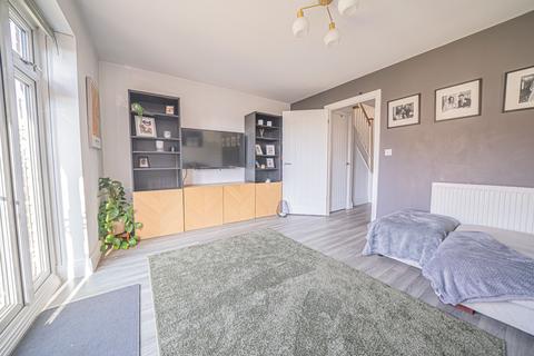 16 Maple Lane, Burton Green, Kenilworth, CV8 1TP