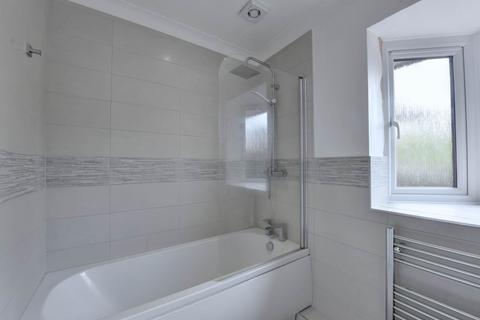 2 bedroom apartment to rent, St Andrews Road, Henley On Thames
