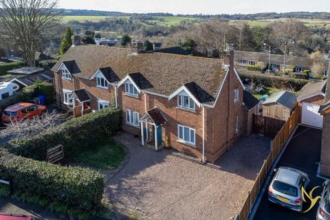 3 bedroom semi-detached house for sale, Kidderminster DY10