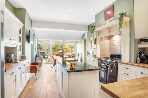 11 Burcott Road, Purley, CR8 4AD