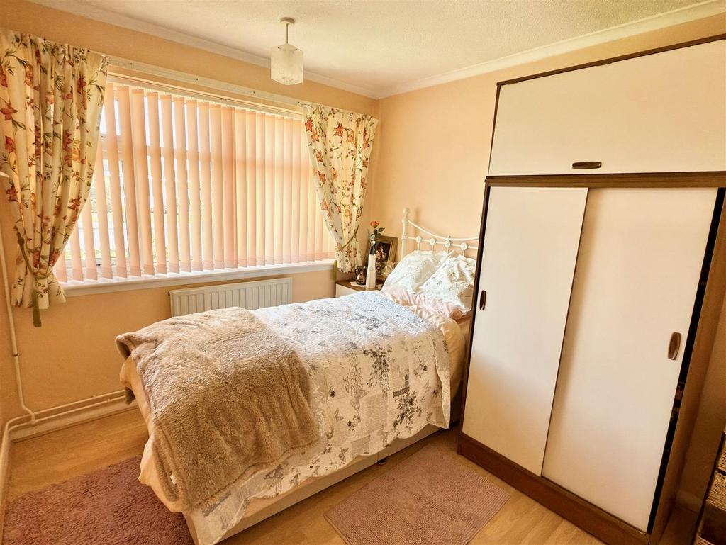 BED 2.jpg