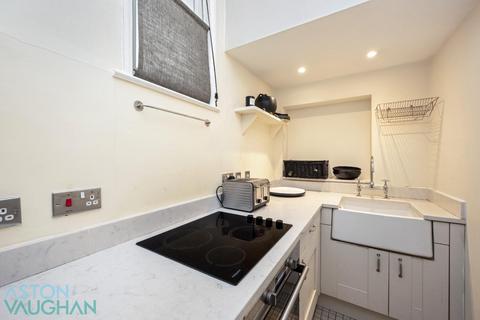 1 bedroom apartment for sale, Sussex Square, Brighton BN2