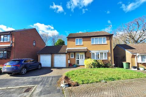 4 bedroom detached house for sale, West End, Southampton