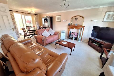 4 bedroom detached house for sale, West End, Southampton