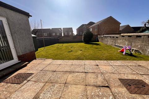 4 bedroom semi-detached house for sale, Porthkerry Road, Rhoose, CF62 3HD