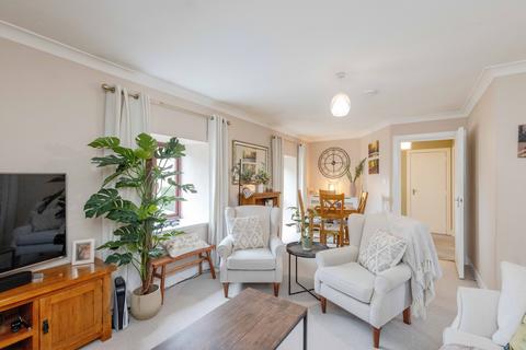 14/7 Duddingston Mills, Edinburgh, EH8 7NF