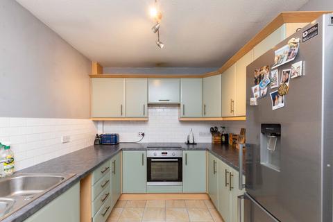 14/7 Duddingston Mills, Edinburgh, EH8 7NF