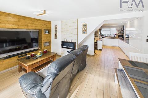 71 Raleigh Crescent, Stevenage, SG2 0EG