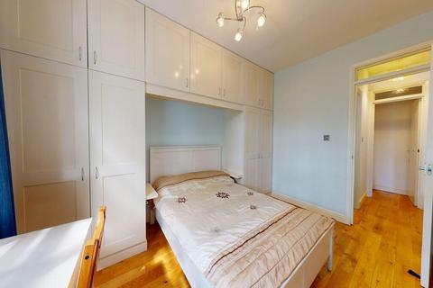 1 bedroom flat to rent, West Cromwell Road, London SW5