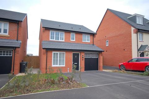 3 bedroom detached house for sale, Badens Croft Road, Shavington, Crewe