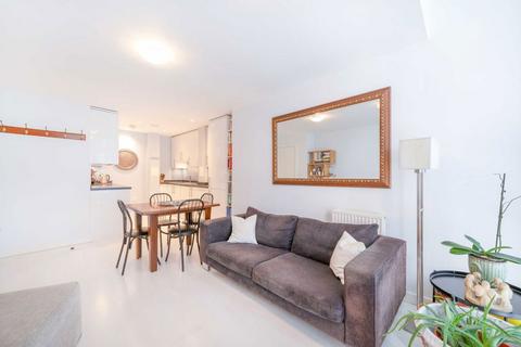 1 bedroom flat to rent, Lamb's Passage, London EC1Y