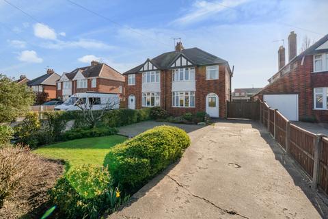 3 bedroom semi-detached house for sale, Newark Road, North Hykeham, Lincoln, Lincolnshire, LN6