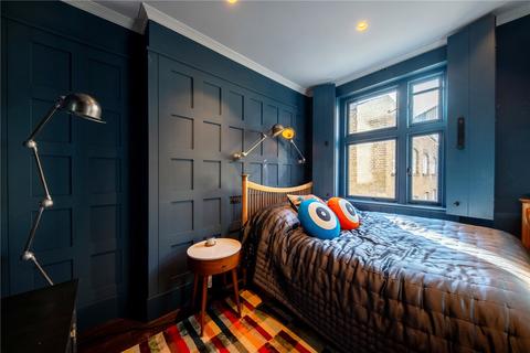 Flat 2, 2 Bedfordbury, London, WC2N 4BP