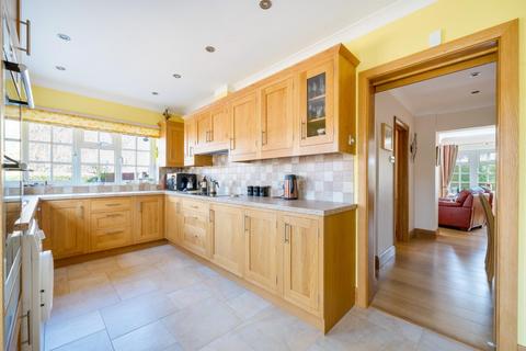 4 bedroom semi-detached house for sale, Godden Road, Snodland