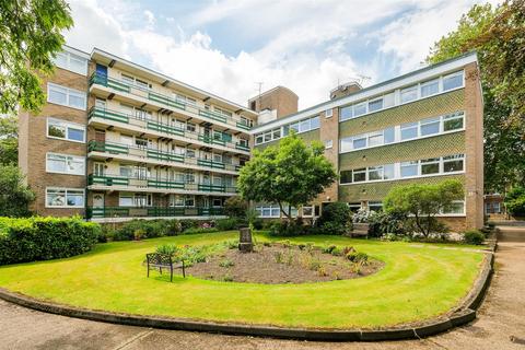 2 bedroom flat for sale, St. Mary's Lodge, St. Marys Avenue, Wanstead