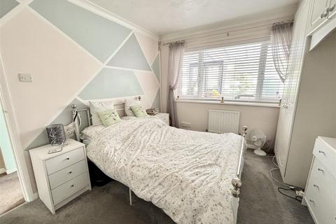 27a Border Road, Poole, BH16 5EE