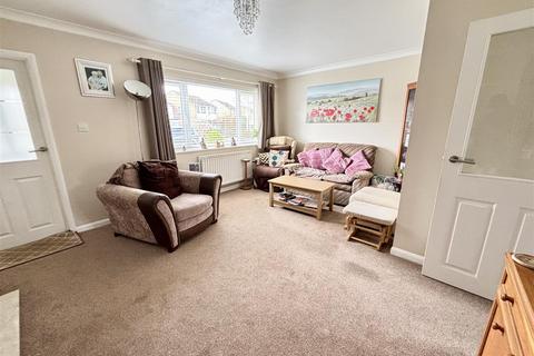 27a Border Road, Poole, BH16 5EE