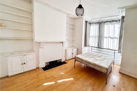 4 bedroom terraced house to rent, Wilton Avenue, London, W4