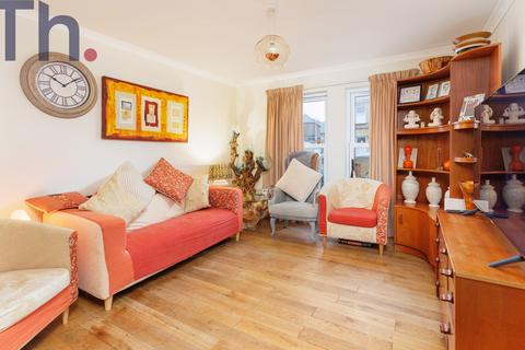 undefined, Sandown PO36