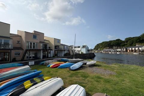 2 bedroom apartment for sale, South Snowdon Wharf, Porthmadog