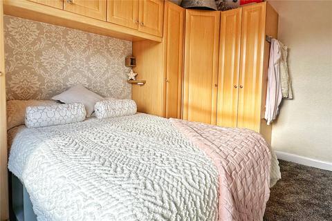 57 Atherley Grove, Chadderton, Oldham, OL9 8DD