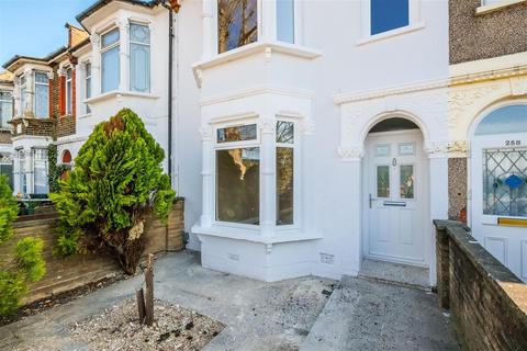 3 bedroom terraced house for sale, Blackhorse Lane, Walthamstow