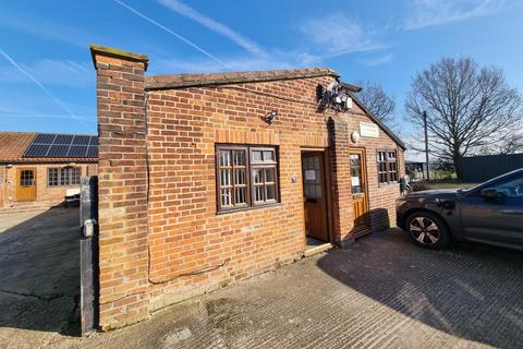 Office to rent, Ingatestone