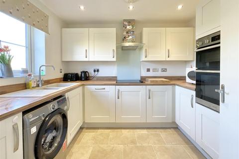 2 bedroom semi-detached house for sale, Spire View, Cirencester