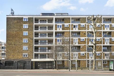 3 bedroom maisonette for sale, Donegal House, Cambridge Heath Road, London